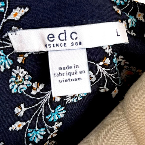 EDC Navy floral blouse - Navy floral - AU Size L - Picture 5 of 5